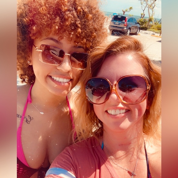 Meet your Posher, Vanessa - Picture 7 of 8